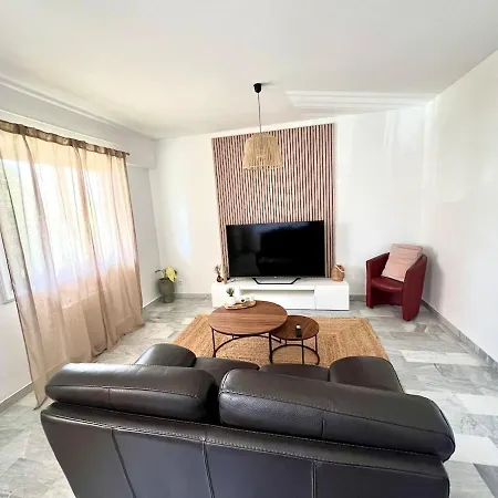 1 Apartment