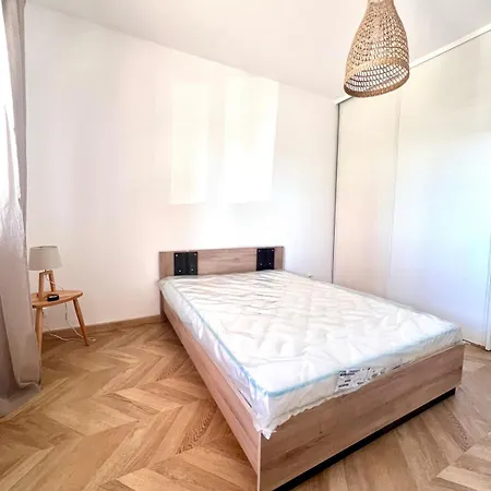 Apartment 1 *